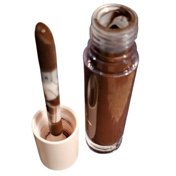 Tarte Creaseless Glow Skin Filter - Illuminating Brown - Picture 4 of 4